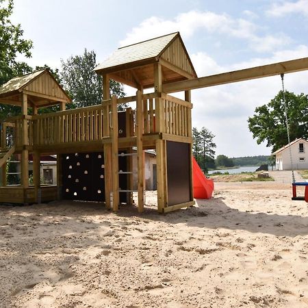 Ferienhaus Fuer Die Ganze Familie - Kamin-Sauna-See Krakow am See Ngoại thất bức ảnh