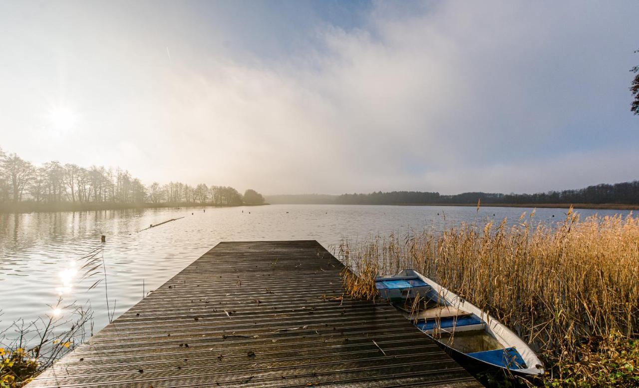 Ferienhaus Fuer Die Ganze Familie - Kamin-Sauna-See Krakow am See Ngoại thất bức ảnh